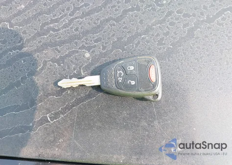 2006 Chrysler 300C из США, поврежденный, VIN 2C3KA63H56H177470